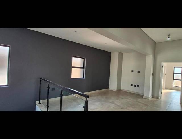 4 BEDROOM HOUSE FOR SALE IN FOUNTAINBROOK ESTATE